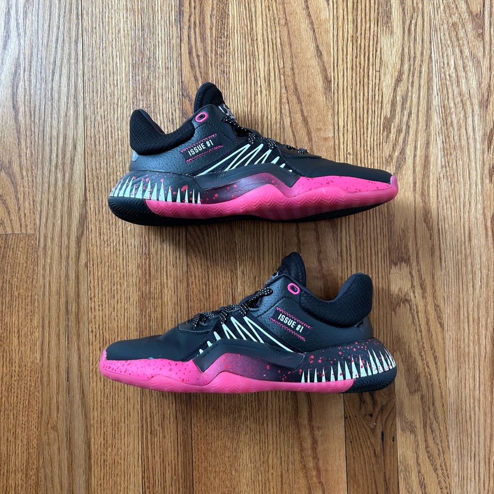 adidas D.O.N. Issue #1 “Symbiote Spider-Man” US M 7.5